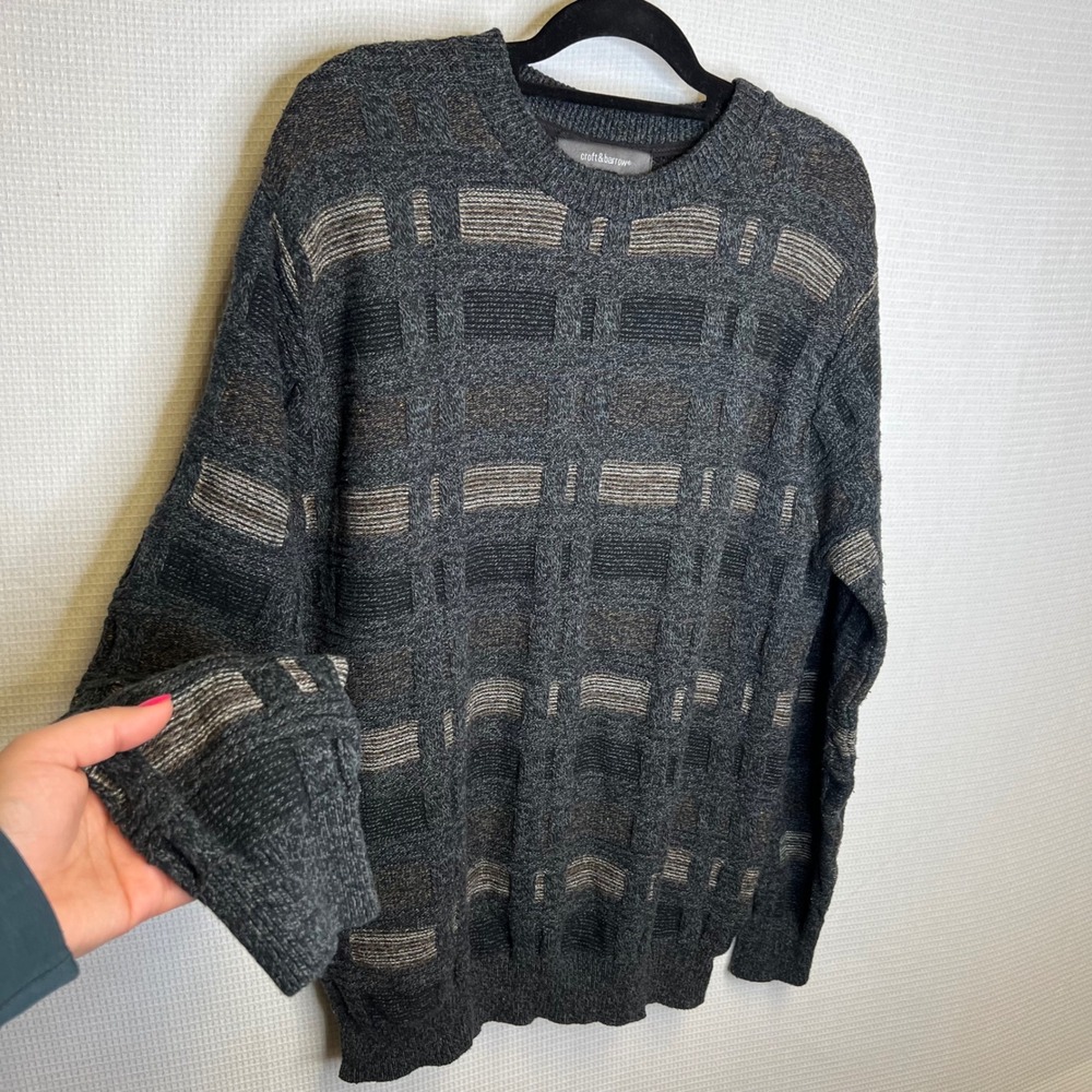 Croft & Barrow Mens Medium Grey Geometric Textured Crewneck Knit Sweater Grandpa